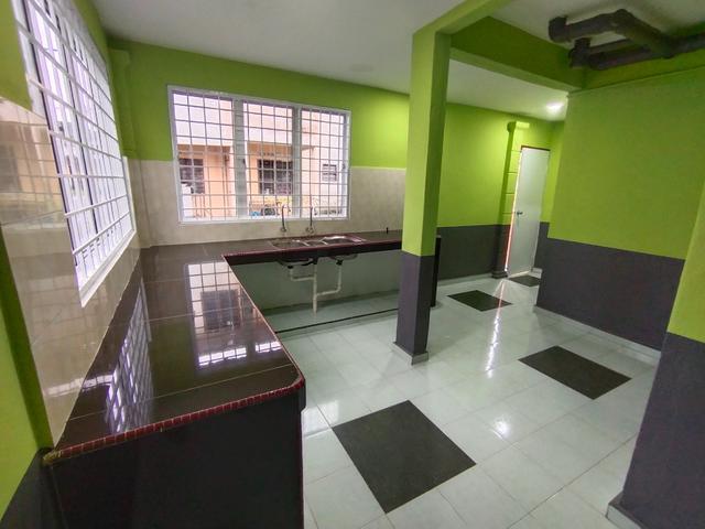 Terraced House for sale in Banting, Kuala Langat