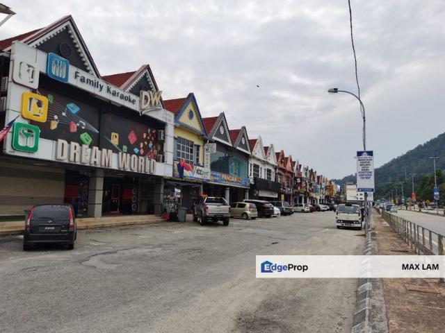 Shop for sale in Batu Pahat, Johor