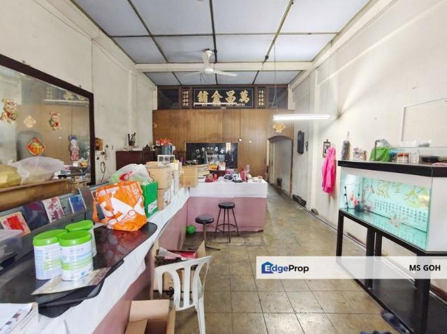Shop for sale in Batu Pahat, Johor