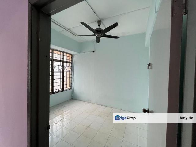 Shop for rent in Country Heights Damansara, Kuala Lumpur