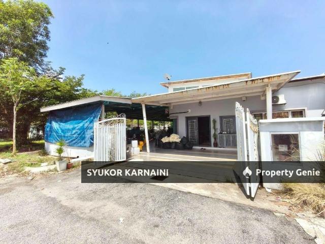 Residential House for sale in Kuala Selangor, Selangor
