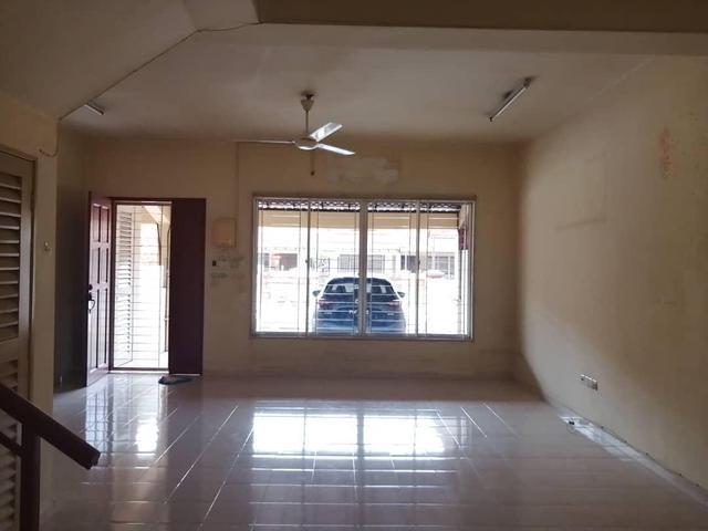 Terraced House for rent in Wellesley, Penang