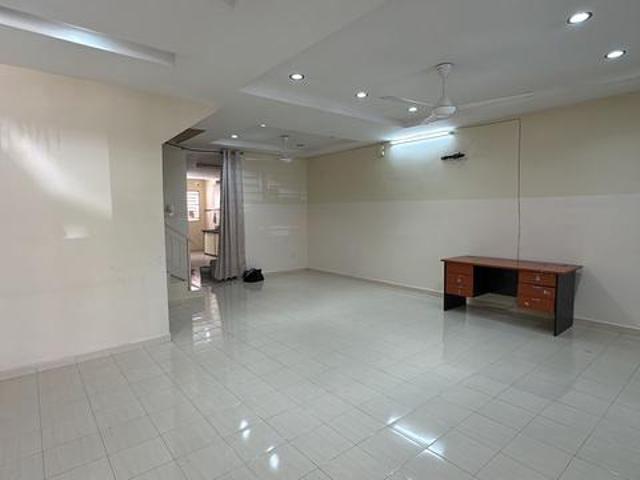 Terraced House for rent in Wellesley, Penang