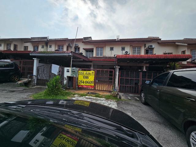 Townhouse for sale in Selayang, Selangor