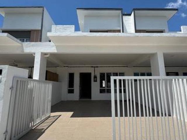 Terraced House for sale in Sendayan Village, Negeri Sembilan