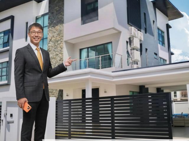 House for sale in Kuching