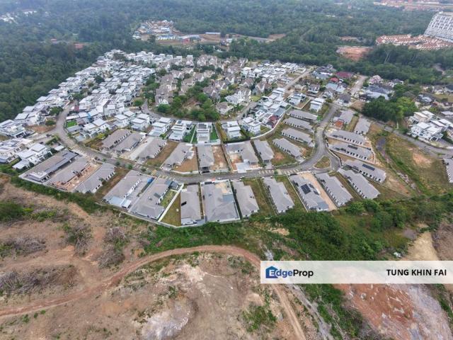 House for sale in Malaka