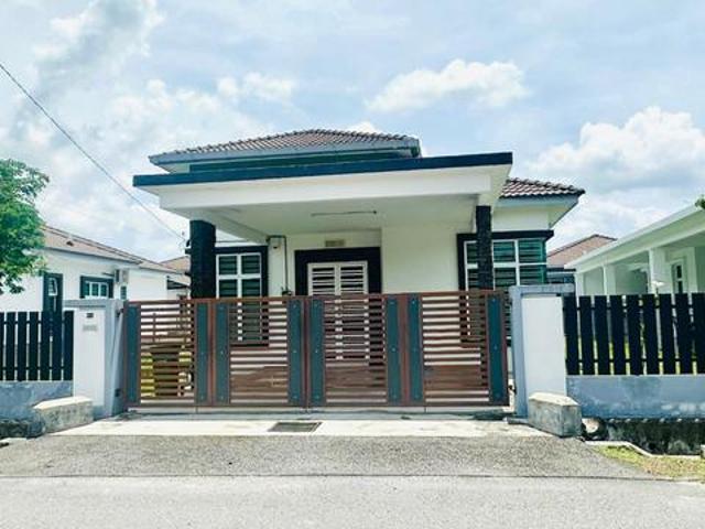 Bungalow for rent in Durian Tunggal, Malaka