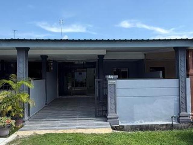 Terraced House for sale in Lunas, Kulim