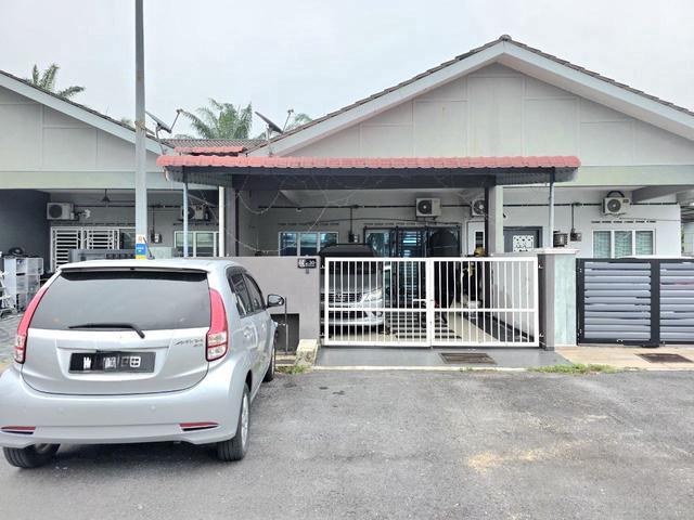 Terraced House for sale in Zon Perindustrian Bebas Telok Panglima Garang, Teluk Panglima Garang