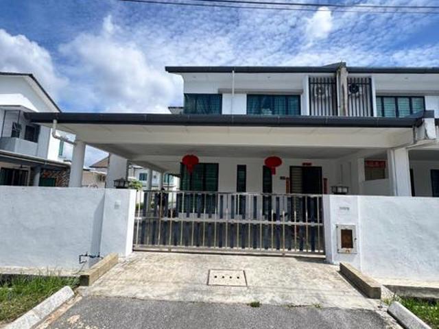 Residential House for sale in Kuching