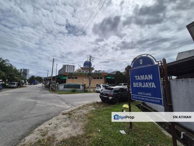 House for sale in Kajang, Langat