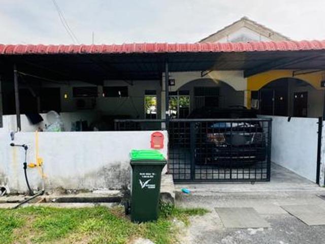 Terraced House for sale in Arau