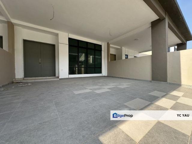 House for sale in Malaka