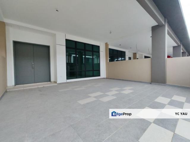 House for sale in Malaka