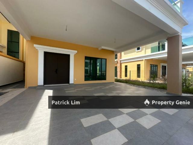 Residential House for sale in Malaka