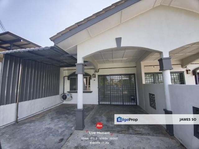 House for rent in Malaka