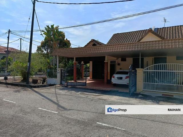 House for sale in Wellesley, Penang