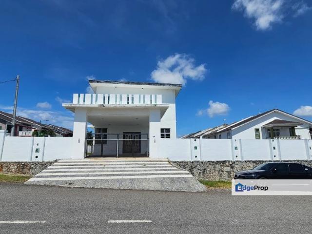 House for rent in Malaka