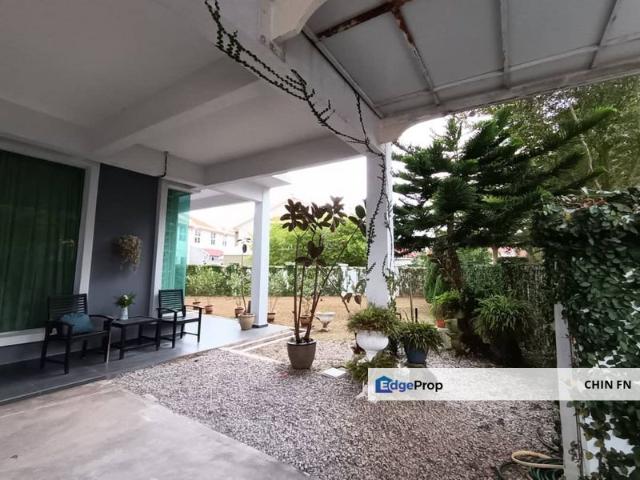 House for sale in Malaka