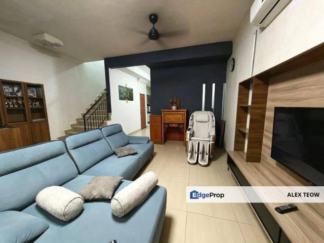 House for sale in Ulu Tiram, Johor