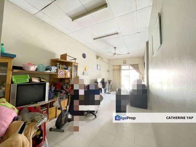 House for sale in Ulu Tiram, Johor