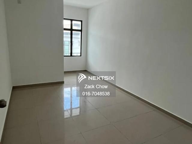 Residential House for sale in Ulu Tiram, Johor