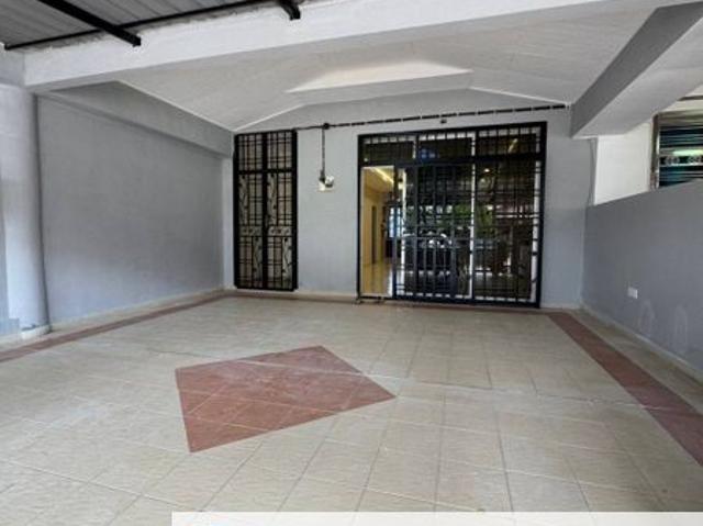 House for sale in Ulu Tiram, Johor