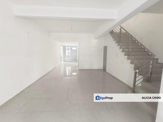 House for sale in Ulu Tiram, Johor