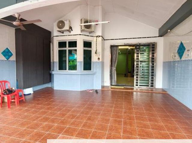 House for sale in Ulu Tiram, Johor