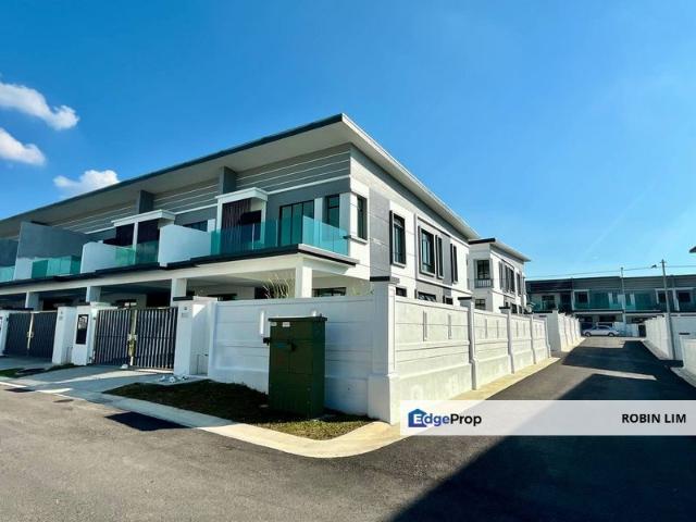 House for sale in Ulu Tiram, Johor