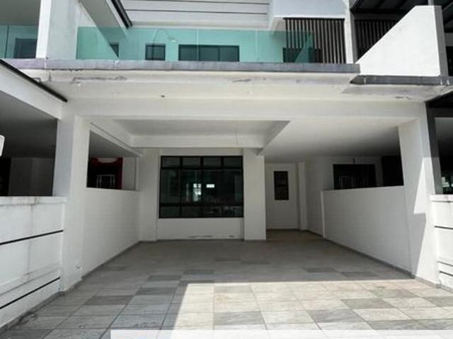 House for sale in Ulu Tiram, Johor