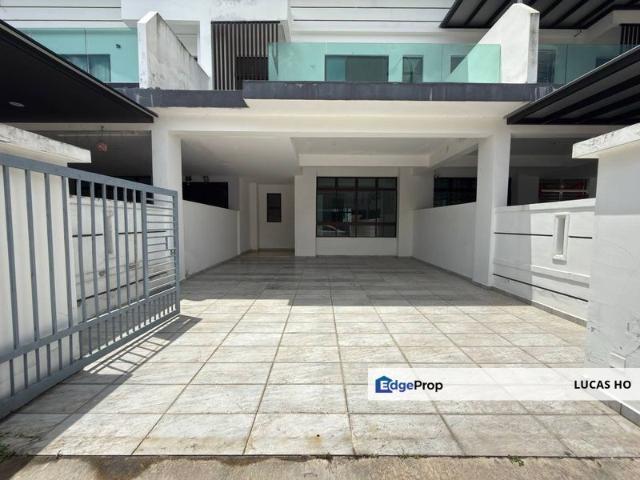 House for sale in Ulu Tiram, Johor
