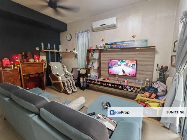 House for sale in Ulu Tiram, Johor