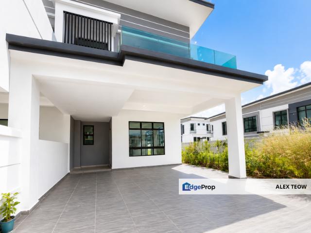 House for sale in Ulu Tiram, Johor