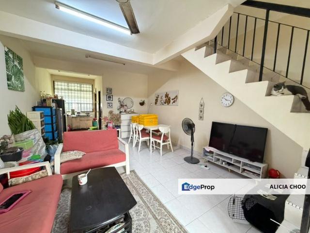 House for sale in Ulu Tiram, Johor