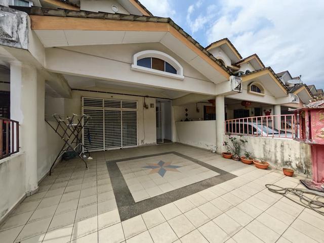 Terraced House for sale in Ulu Tiram, Johor