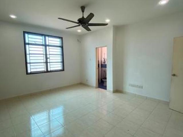 Terraced House for sale in Ulu Tiram, Johor