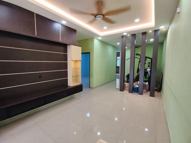 Terraced House for sale in Ulu Tiram, Johor