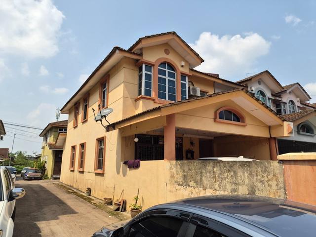 Terraced House for sale in Ulu Tiram, Johor
