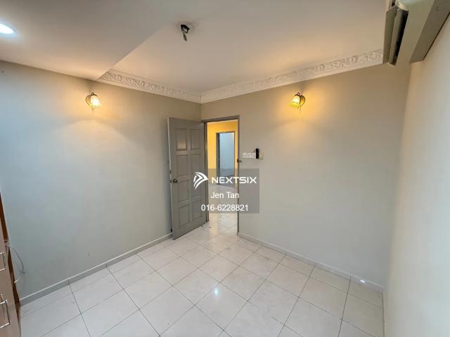 Residential House for sale in Ulu Tiram, Johor Bahru