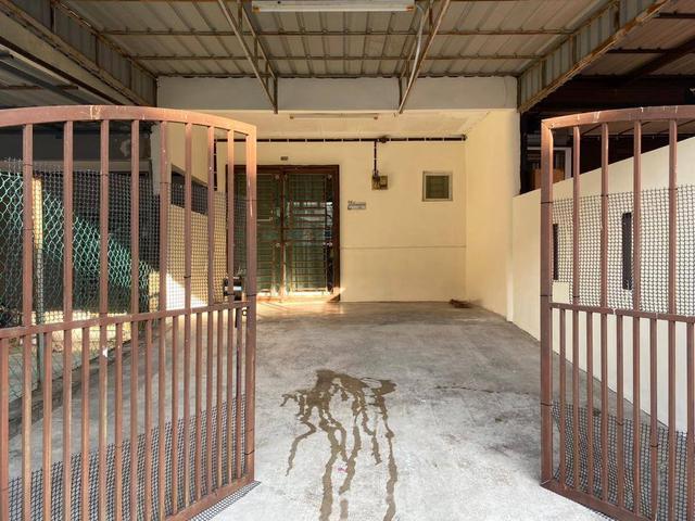 Terraced House for sale in Ulu Tiram, Johor