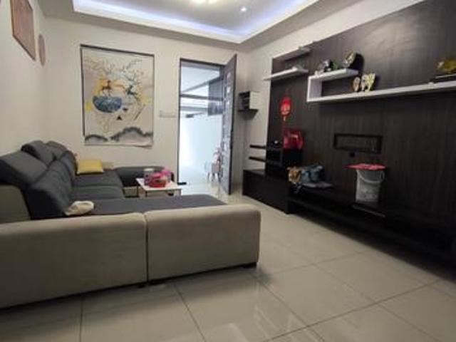 Townhouse for sale in Kota Samarahan, Bahagian Samarahan