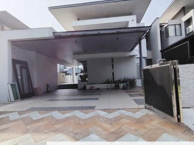House for sale in Batu Kawah New Township, Kuching