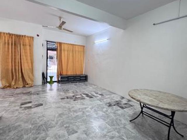 Terraced House for rent in Wellesley, Penang