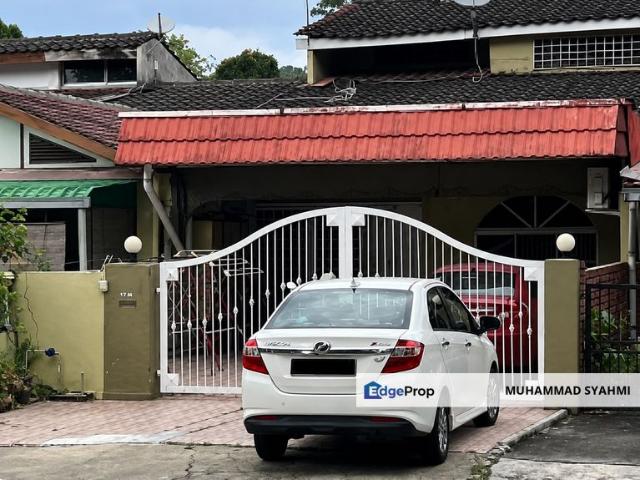 House for sale in Langat, Selangor