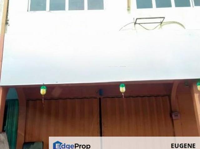 Shop for rent in Kajang, Langat