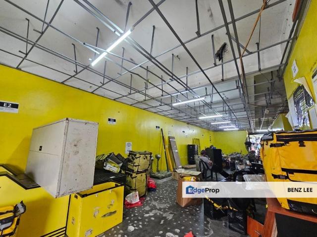 Shop for rent in Kajang, Langat