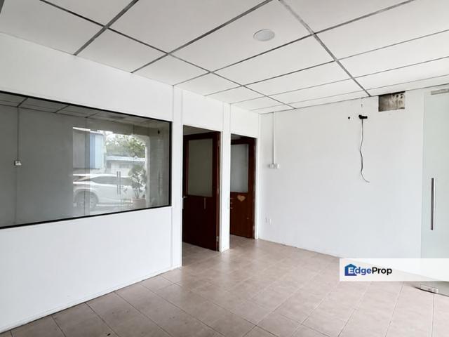 Shop for rent in Kajang, Langat