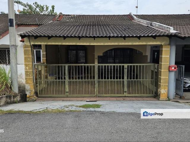 House for sale in Malaka